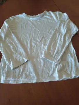 t-shirt fille Primark 8 ans