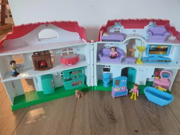 Jeu maison poupées