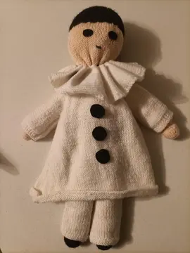poupée en laine "pierrot"