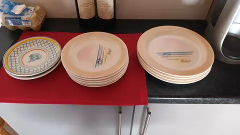 assiettes diverses