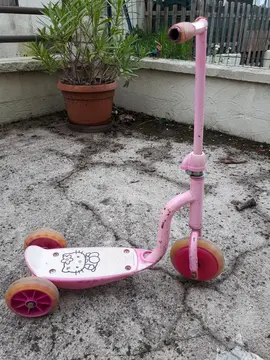 trottinette jeune enfant