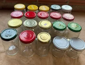 bocaux en verre avec couvercles, toutes tailles, autant que vous en souhaitez :)