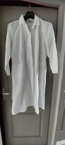 Blouses blanches