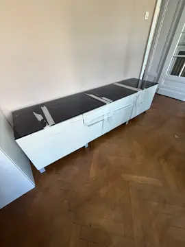 DONNE MEUBLE BAS LAQUÉ, ARMOIRE IKEA et MEUBLE DE SALON IKEA