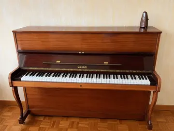 Piano droit