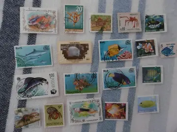 Timbres POISSONS LOT 3