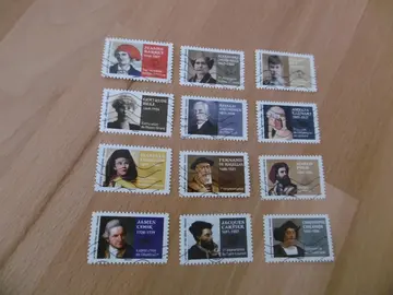 Série 12 timbres Les grands voyageurs 2022