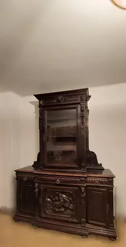 Buffet ancien - deux corps