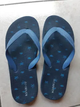 Tongs Kiabi en 34-35