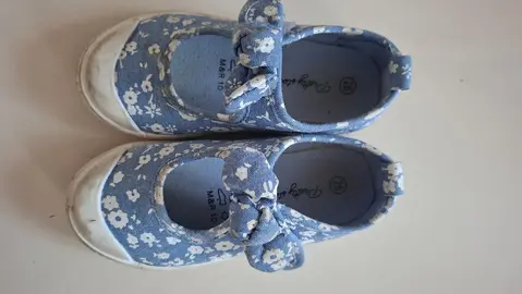 chaussures fille pointure 26