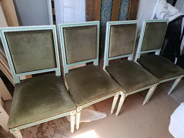 4 chaises