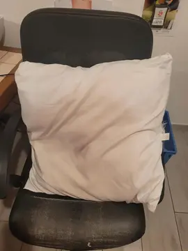 grand coussin blanc tacher