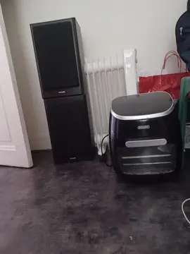 **À donner** * **Enceinte Philips**