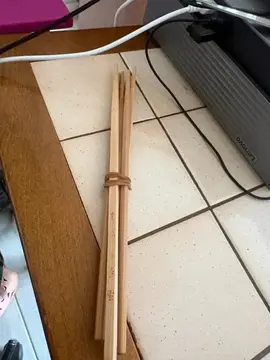 lot 4 de 6 baguette de chinois en bois très bon état