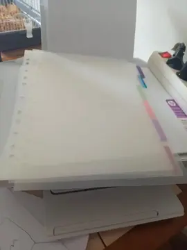 intercalerai en plastique pour classeur