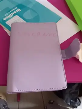 carnet violet bon état organisateur