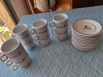 12 tasses et sous tasses à café Ras D’Amhara