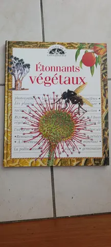 livre étranges végétaux
