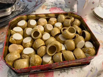 coquilles d'escargots en céramique
