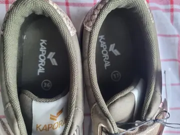 chaussures neuves