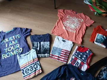 Lot vêtements enfant Taille 10 ans