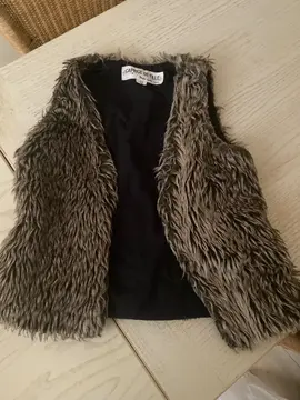 12 ans, gilet, caprice de Fille