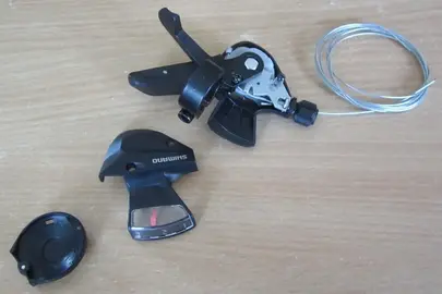 Manette 3 Vitesses Shimano - Neuve - Ne fonctionne pas !