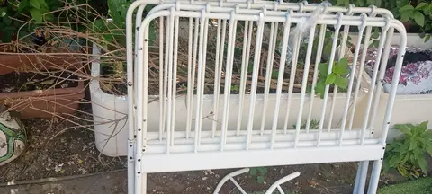lit enfant évolutif avec sommier et matelas