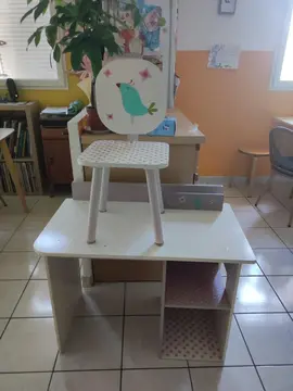 bureau enfant avec chaise