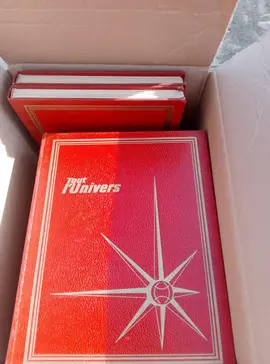 collection de livres de tout l'univers très intéressant