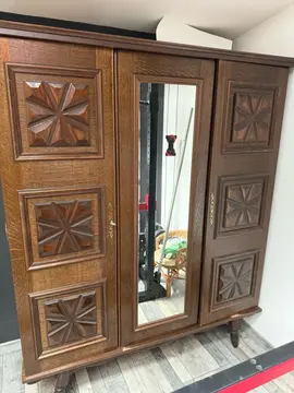 Armoire