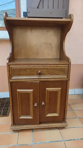 donne petit meuble téléphone