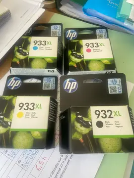 donne 4 cartouches HP