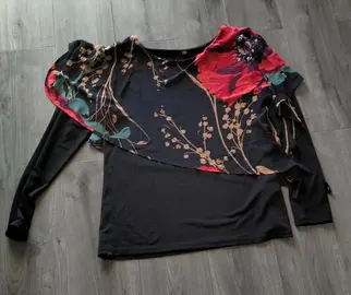 tee-shirt