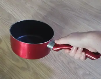 Petite casserole neuve