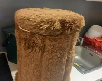 Tabouret coffre bon état a laver