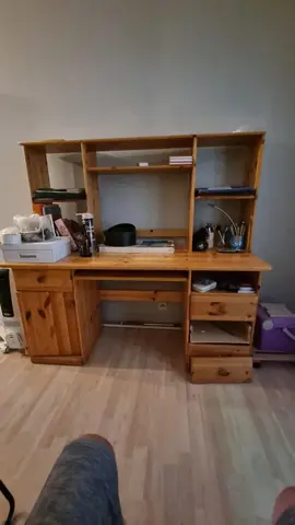 bureau en pin Ikea