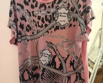 T -shirt manche court rose pour femme bon état laver pas de taille marque belle femme