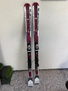 ski Salomon 160cms