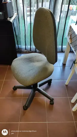 Je donne cette chaise de bureau 1 à St Herblain Tertre