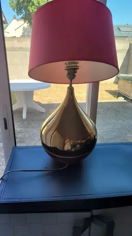 Jolie lampe à reparer