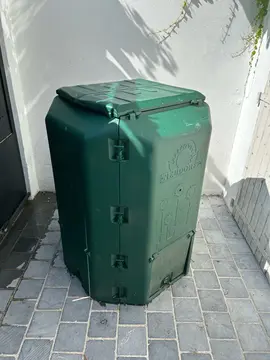 composteur Neudorff 530L