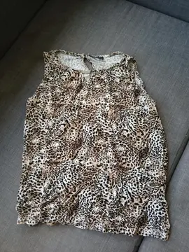 t shirt debardeur leopart taille 38