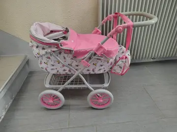 Landeau jouet enfant