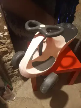 petite voiture enfant