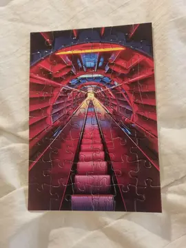 Puzzle escalier rouge