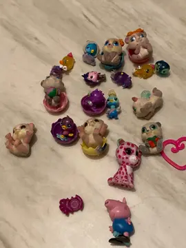 hatchimals et autres petites figurines