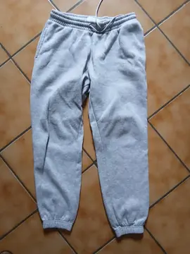 bas jogging taille M...Primark