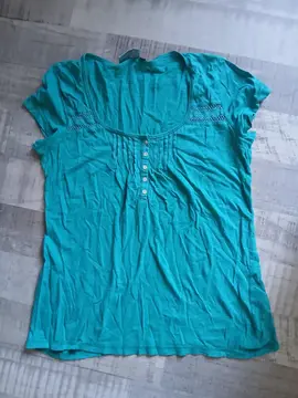 tee-shirt taille L