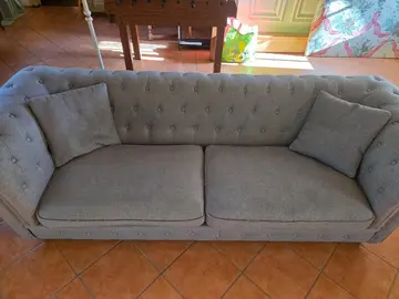 canape chesterfield tissu gris